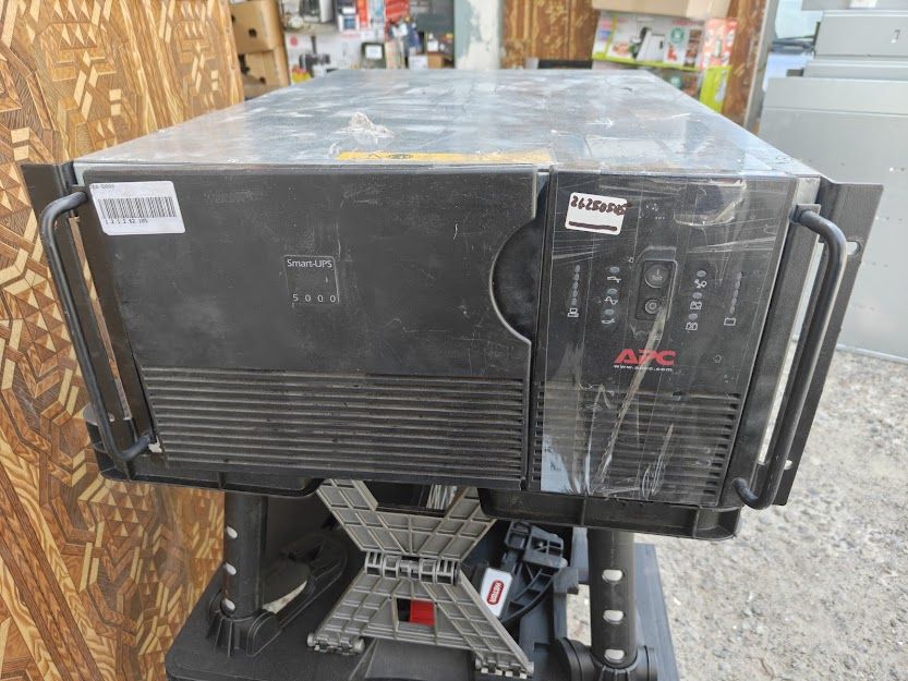 ИБП Бесперебойник UPS 5000 VA / ВА APC Smart-UPS SU5000R5IBX120 № 26250505 - фото фото фото 0