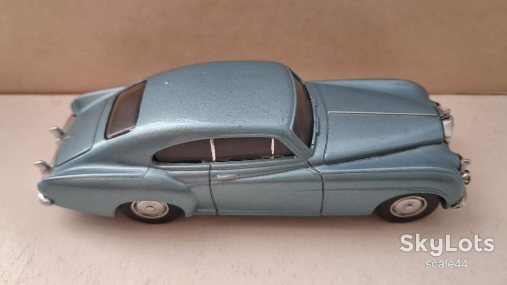 Bentley Continental .Dinky.1/43 - фото фото фото 4