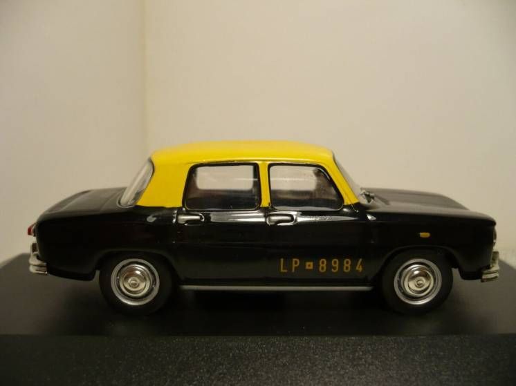 Renault 8 - такси 1:43 IXO Models - фото фото фото 3