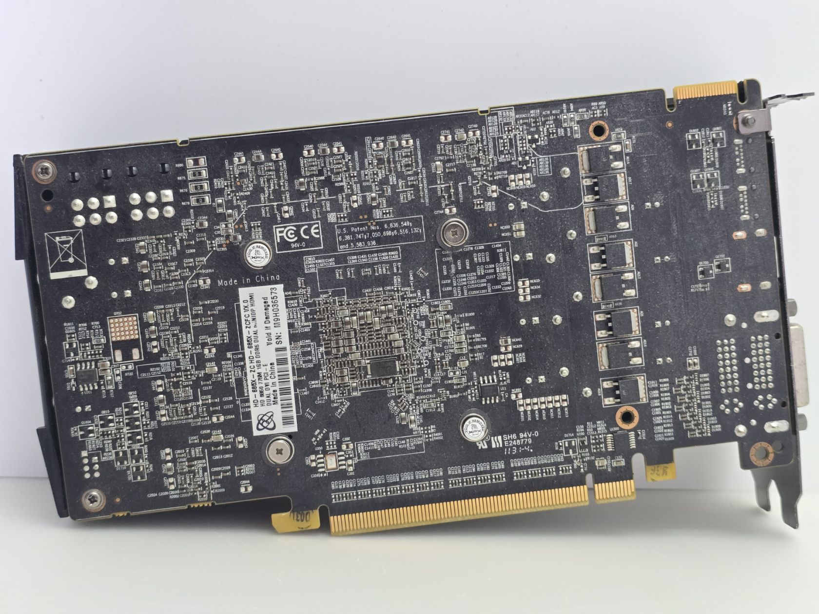 Відеокарта XFX Radeon HD 6850 1GB    (1GB,GDDR5,256 Bit,HDMI,PCI-Ex,Б/у) - фото фото фото 3