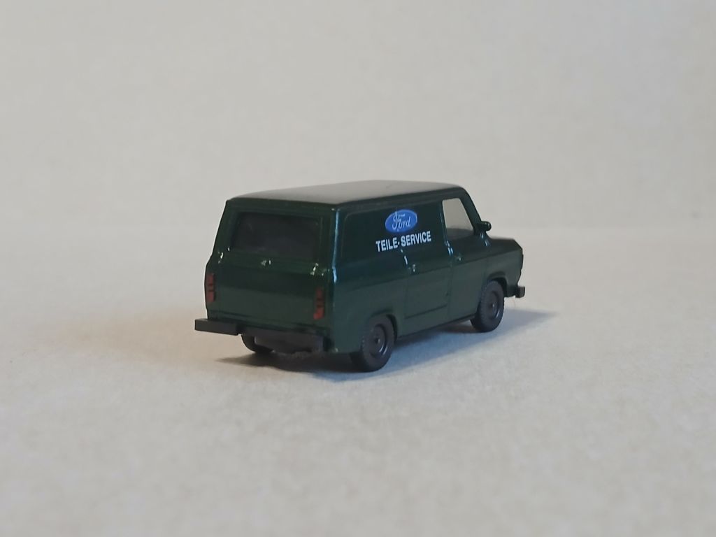 Мікроавтобус Ford Transit L1H1. HERPA 1:87 H0  (41706/3). - фото фото фото 1