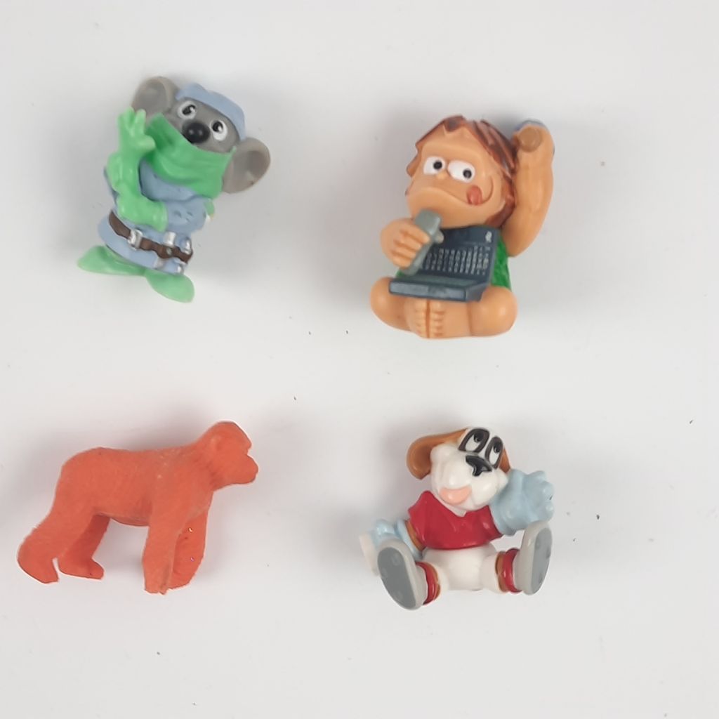 Набір колекційних фігурок із кіндерів  (14 шт.), мікс іграшок Kinder Surprise для дітей + відео огляд - фото фото фото 2