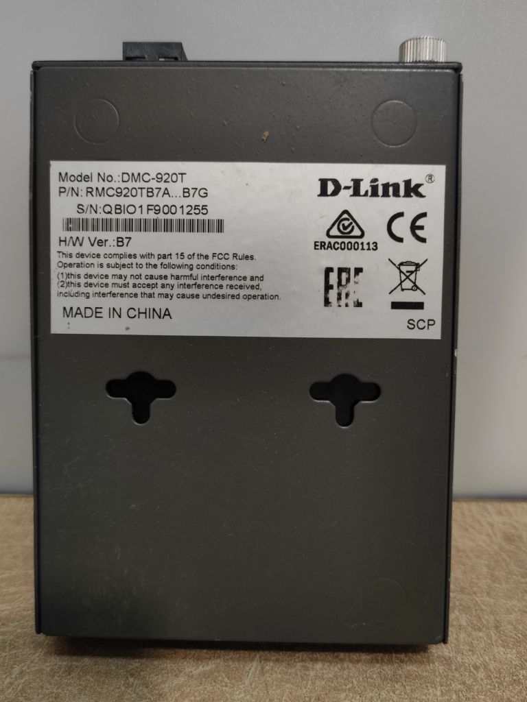 Б/У Медіаконвертер D-Link DMC-920T код tp36 - фото фото фото 1