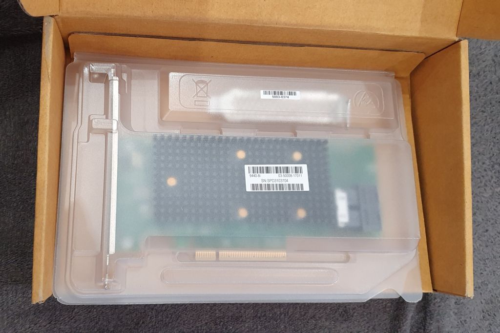RAID контролер 12 Гбіт/с LSI Broadcom MegaRAID 9440-8i Tri-Mode - фото фото фото 2