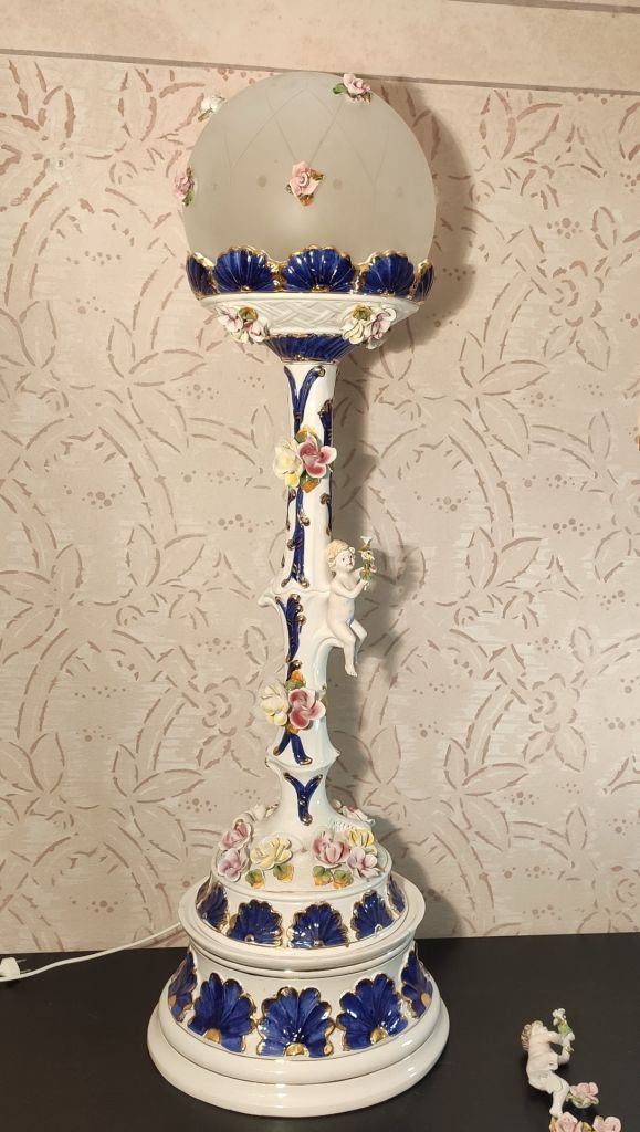 * Capodimonte ceramic floor lamps with globular glas - фото фото фото 0