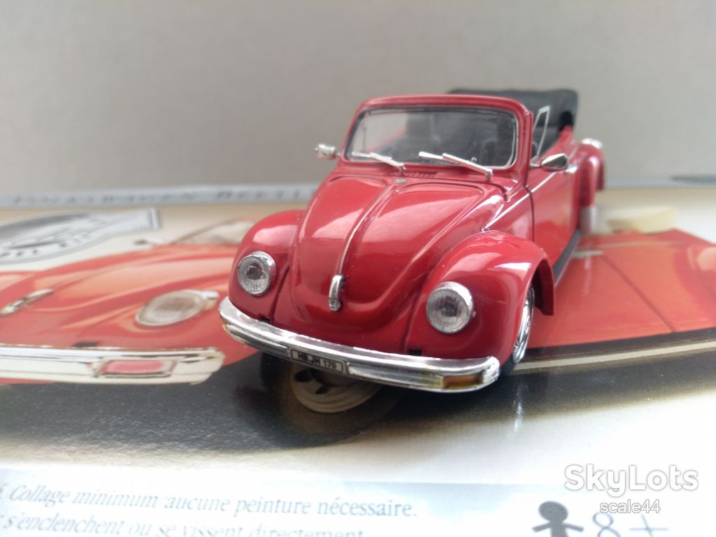 VW Beetle 1303 coupe.Universal hobbies.1/43 - фото фото фото 3
