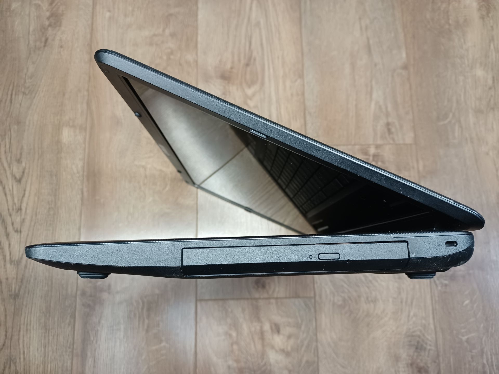 Ноутбук Toshiba Satellite C670 - фото фото фото 5