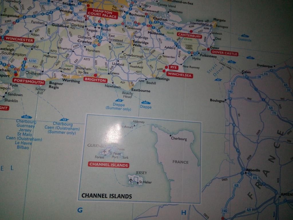 Visiting Britain  (Map &amp; Guide) - Большая карта Великобритании  (84*60 см.) - фото фото фото 4