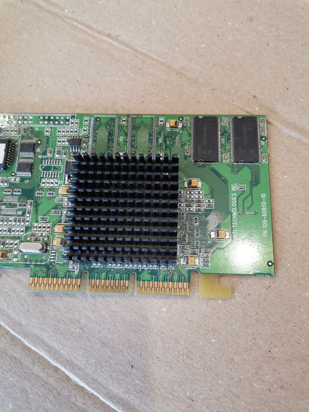 Видеокарта ATI Rage 128 Pro GL 16mb AGP - фото фото фото 3