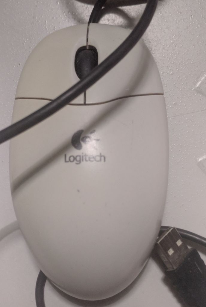Оптическая мышка USB Logitech M-UV96 USB - фото фото фото 0