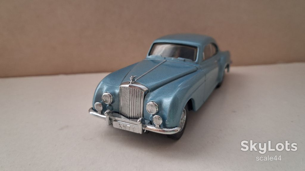 Bentley Continental .Dinky.1/43 - фото фото фото 2
