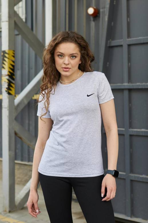 Женская футболка Nike серая - фото фото фото 1