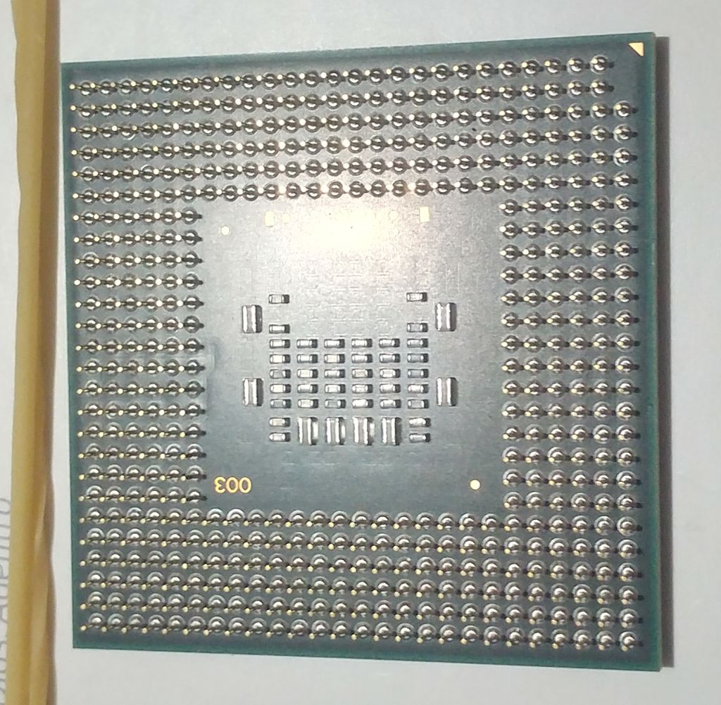 Процессор Intel Pentium Mobile T2370 Socket P 1.73ГГц 1М 533 - фото фото фото 1
