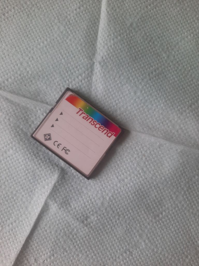 CompactFlash Transcend 4 гб - фото фото фото 1