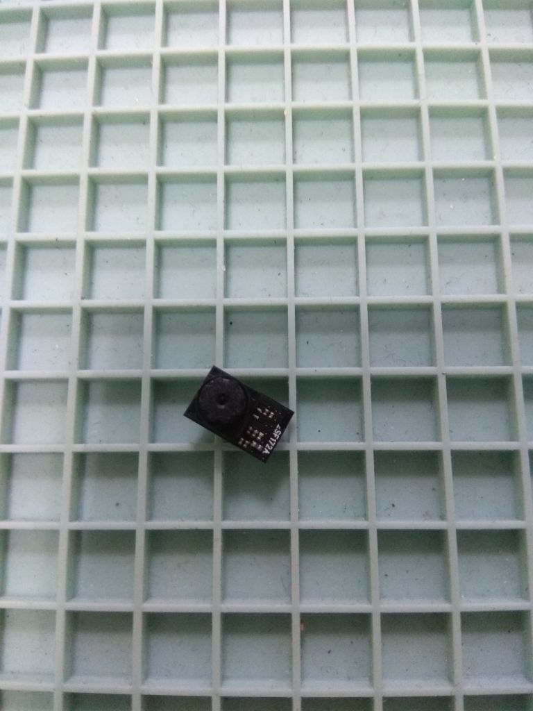 ASUS K00Z ME175CG камера фронтальна - фото фото фото 0