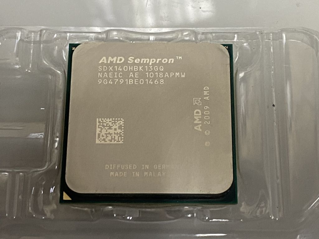 Процессор AMD Sempron 140 SDX140HBK13GQ 2.70GHz Socket AM2+/AM3 - фото фото фото 0