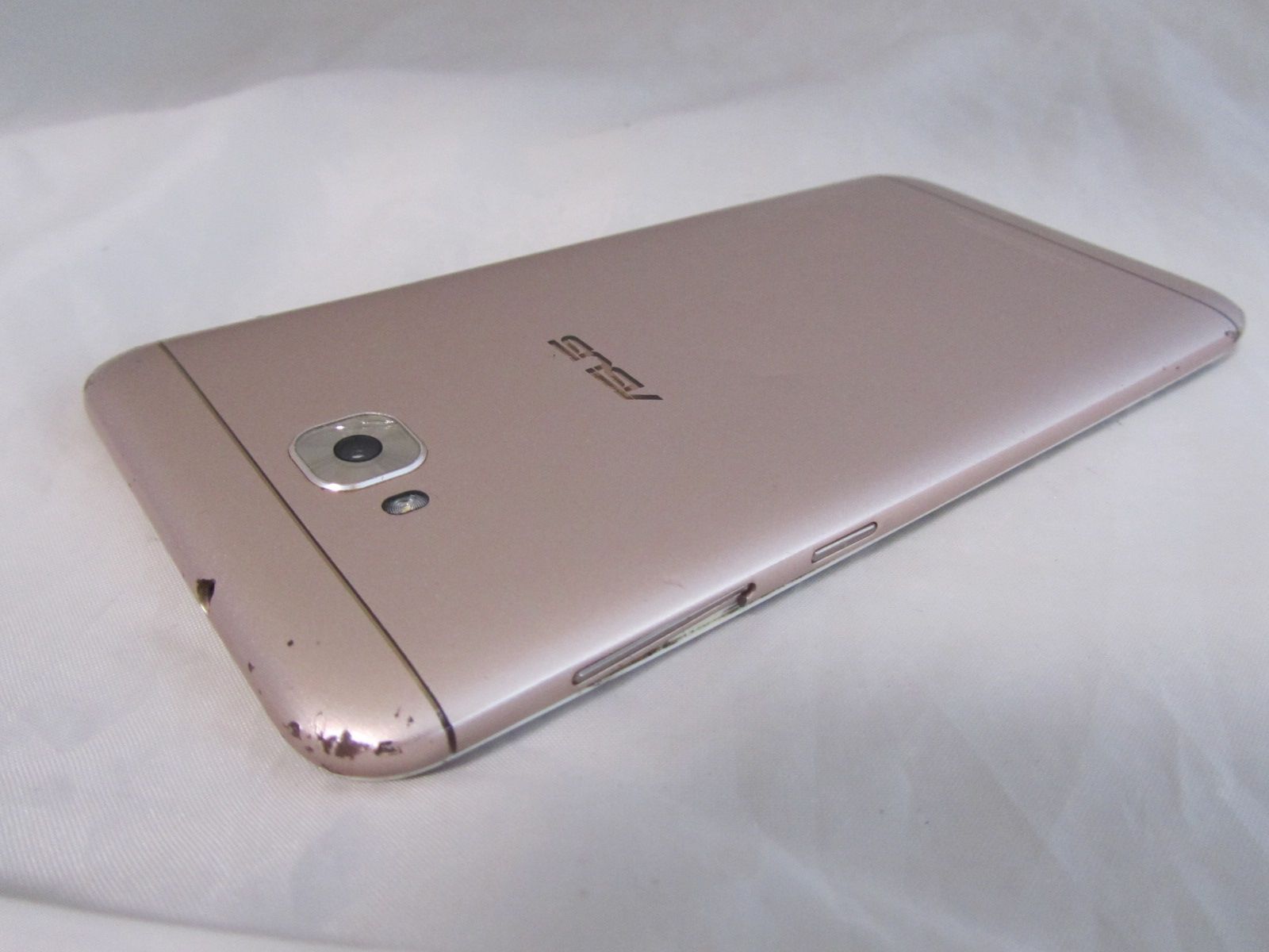 Asus Zenfone 4 Selfie Lite 16 ГБ - фото фото фото 5
