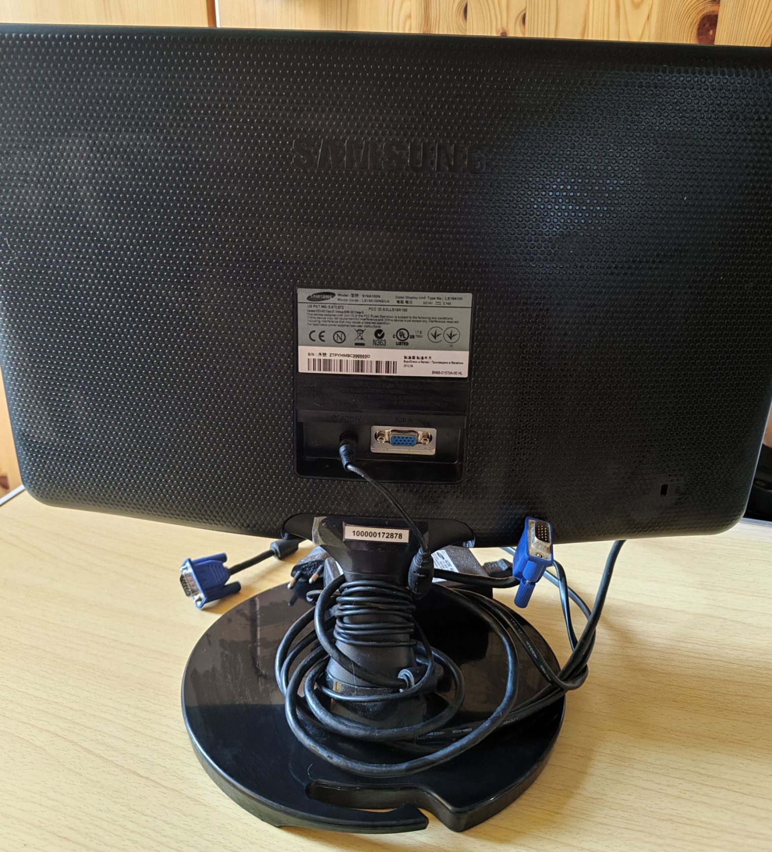 монитор Samsung SyncMaster S19A100N - фото фото фото 1