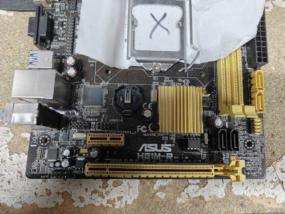 Мат. плата ASUS H81M-R LGA1150 H81 PCI-E Dsub+DVI GbLAN SATA MicroATX 2DDR3 № НР260503109 - фото фото фото 1