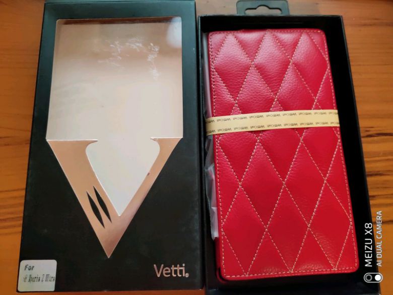Чехол Vetti Craft Flip Sony Xperia Z Ultra Diamons Red - фото фото фото 0