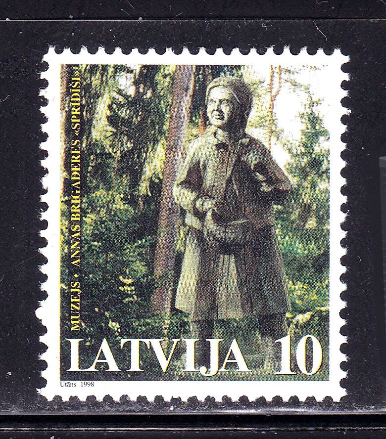 Латвия  1998 г MNH - искусство - фото фото фото 0