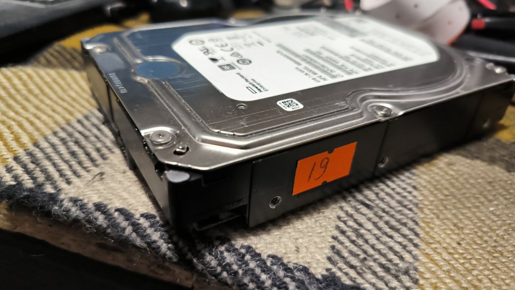 Жорсткий диск HDD Hewlett Packard Enterprise MB6000GVYZB 6TB №19 - фото фото фото 2