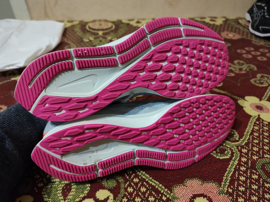 Кросівки Nike Wmns Air Zoom Pegasus 36 - фото фото фото 5