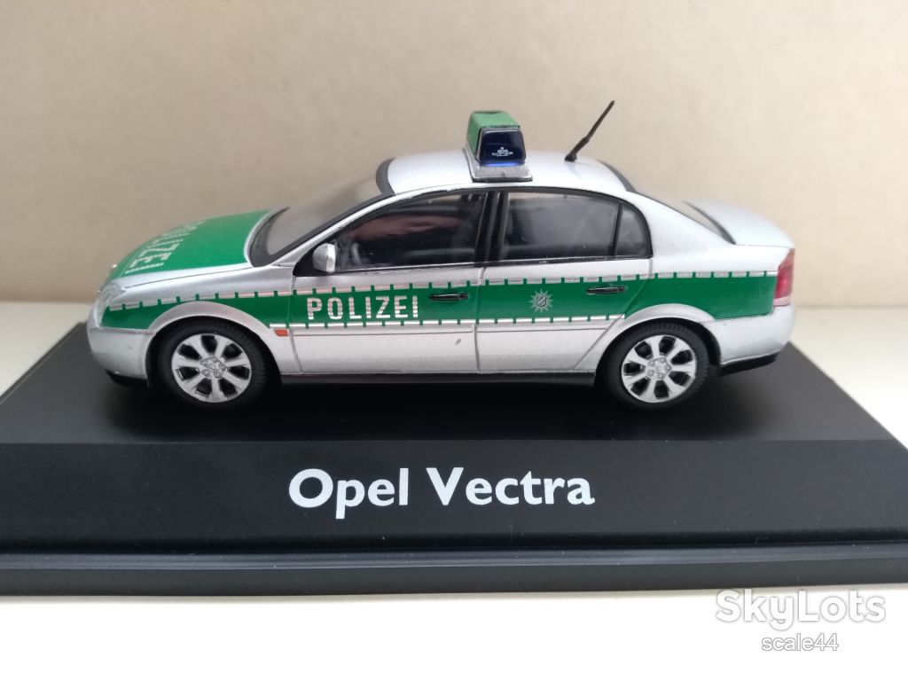Opel Vectra Polizei.Schuko.1/43 - фото фото фото 1