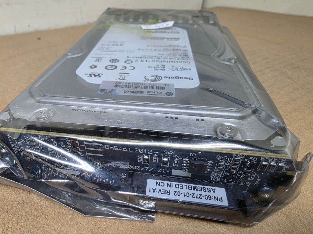3000Gb 3Tb 3,5 SAS 6Gb ST33000650SS Seagate жорсткий диск НОВИЙ   (8186-2) - фото фото фото 2