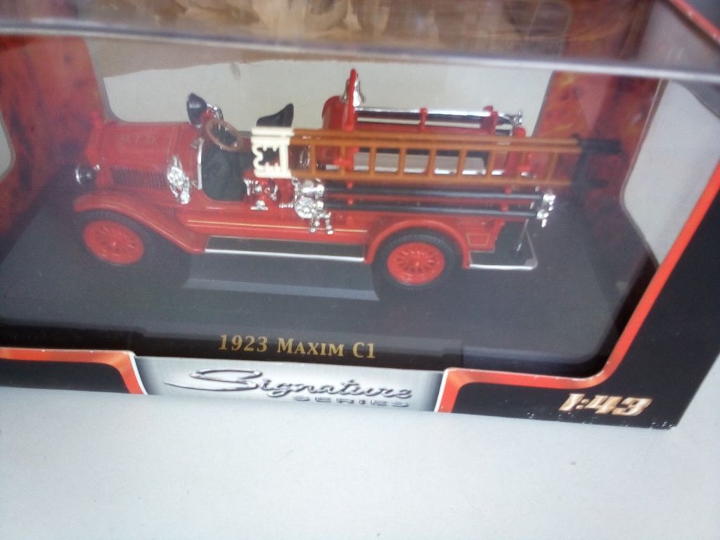1923 Maxim C1 by Yat Ming 1/43 fire truck - фото фото фото 0