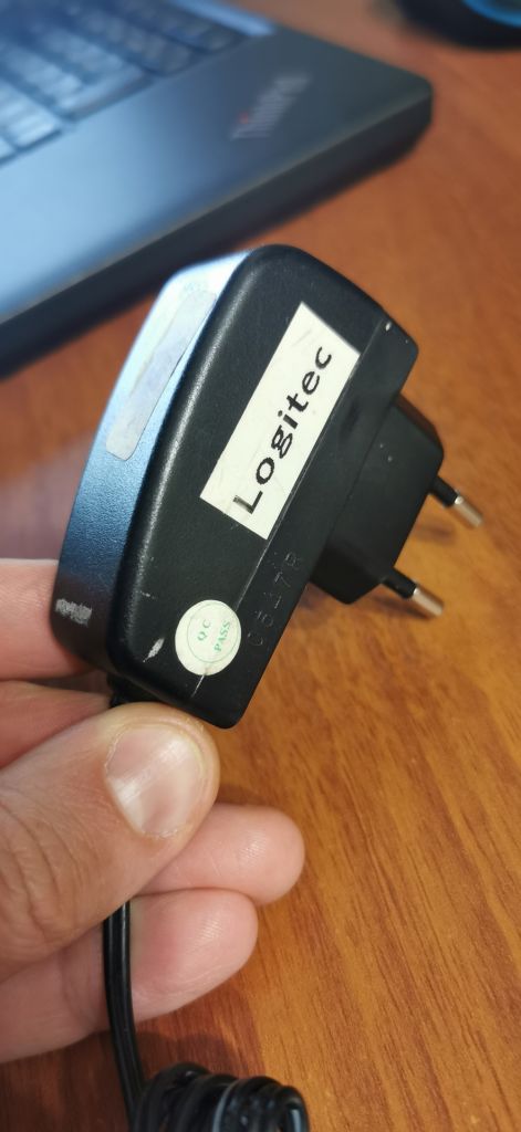 Блок питания/зарядное Logitech TESSA5-0500700dV-B  (5V - 300mA) - фото фото фото 1