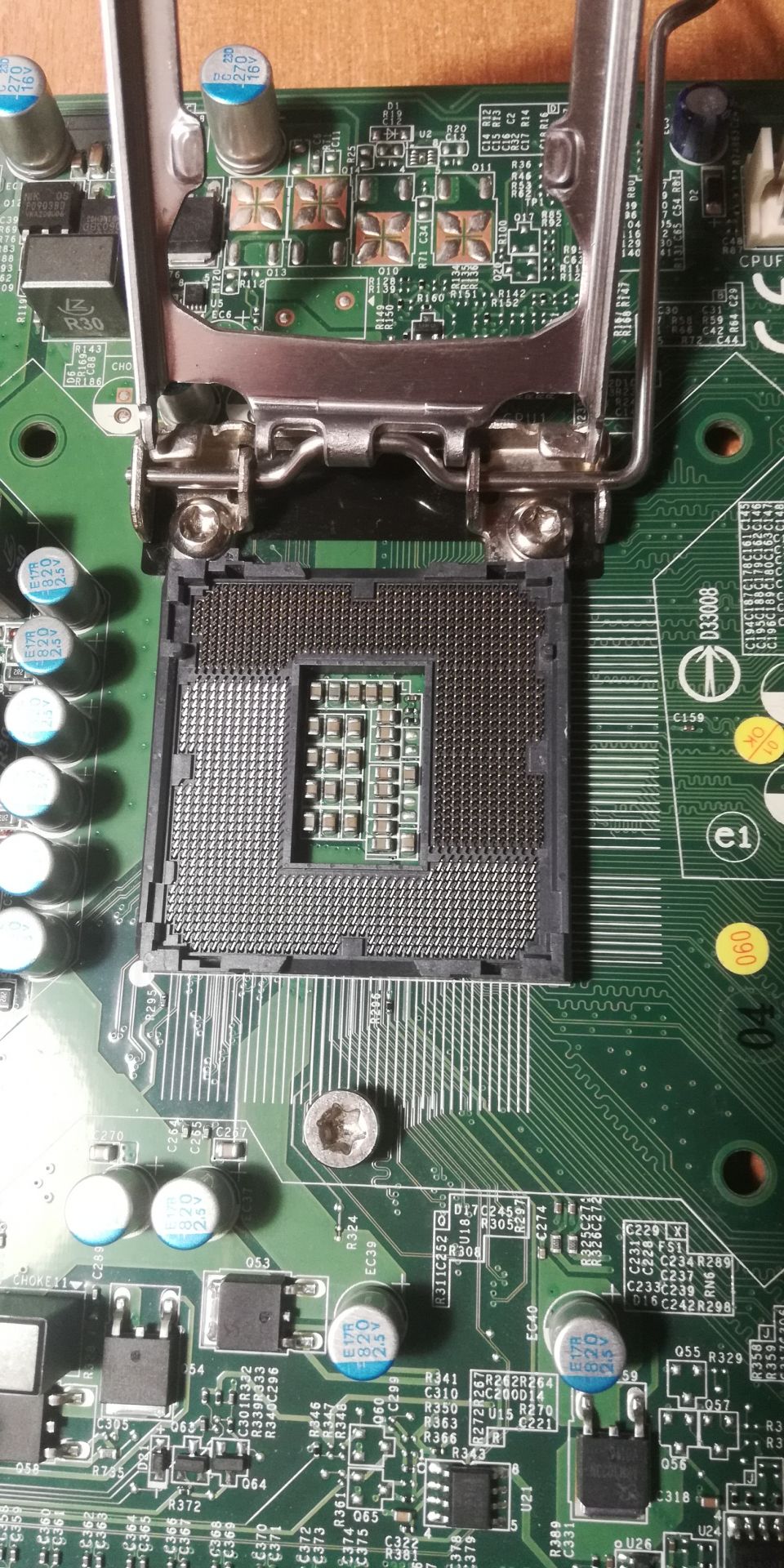 Материнская плата MSI MS-7728 ver 2.0 Medion     (1155 / H61 B3/2xDDR3) - фото фото фото 2