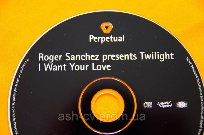 Музичний диск CD. ROGER SANCHEZ - фото фото фото 1