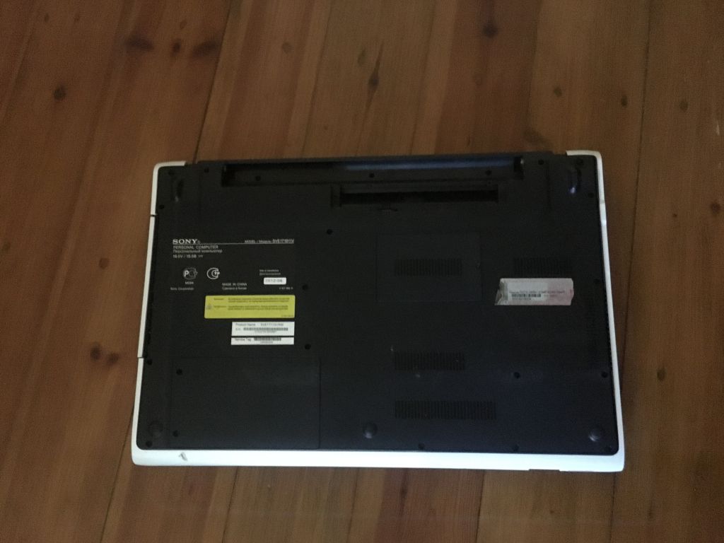 sony vaio SVE171E11V   SVE171 на частини - фото фото фото 1
