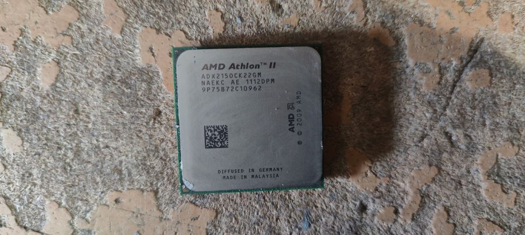 Процессор AMD Athlon II X2 215 ADX215OCK22GM 2.70GHz Socket AM2+ AM3 № 232108105 - фото фото фото 0