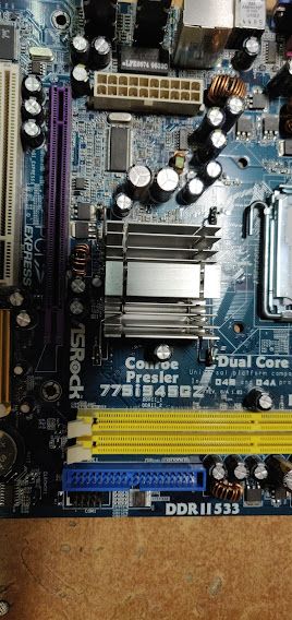 Мат. плата ASRock 775i945GZ LGA775 i945GZ PCI-E+SVGA+LAN SATA MicroATX 2DDR2 № 211211 - фото фото фото 1