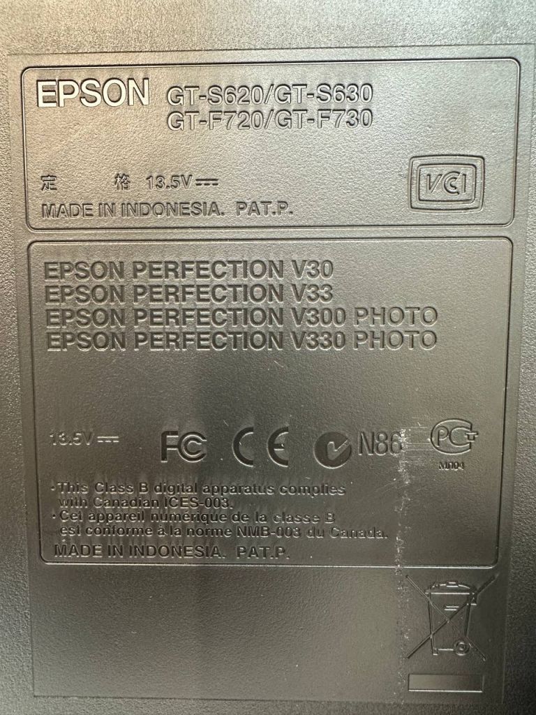 Б/В Планшетний сканер Epson Perfection V33 / без блока живлення 13,5v / код.q734 - фото фото фото 3