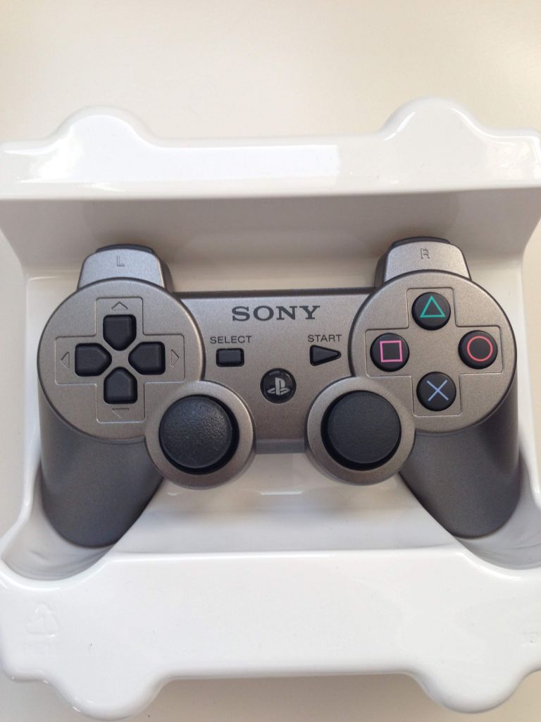 Sony PlayStation 3 DualShock Silver-Original - фото фото фото 6