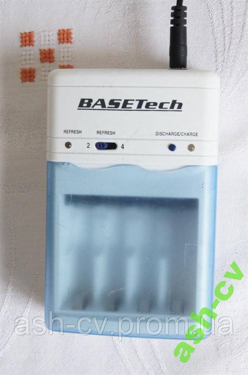 Зарядний пристрій для акумуляторів, AA, AAA, 1.2V, (1.5V), BASETech, BTL-1 - фото фото фото 1