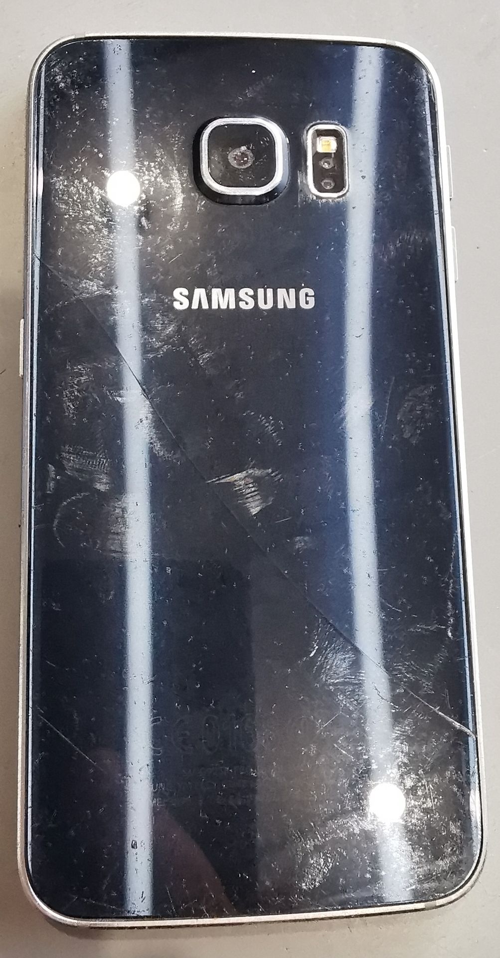 Samsung Galaxy S6 Edge SM-G925F - фото фото фото 3