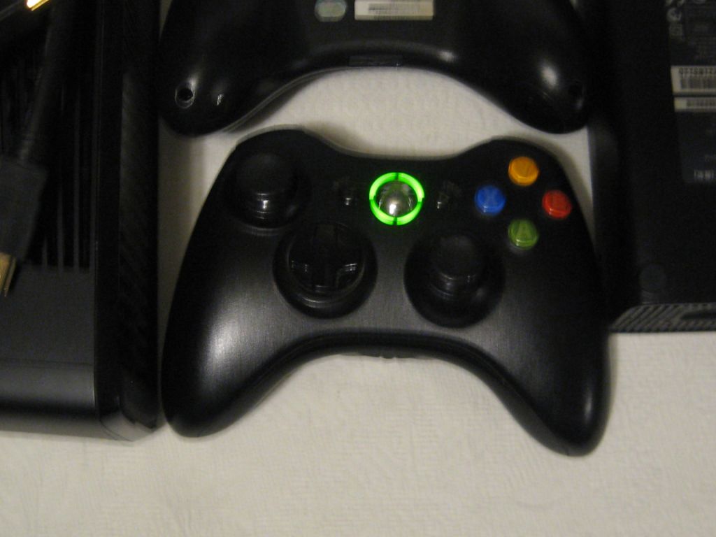 Приставка Xbox 360 4 Gb - фото фото фото 8