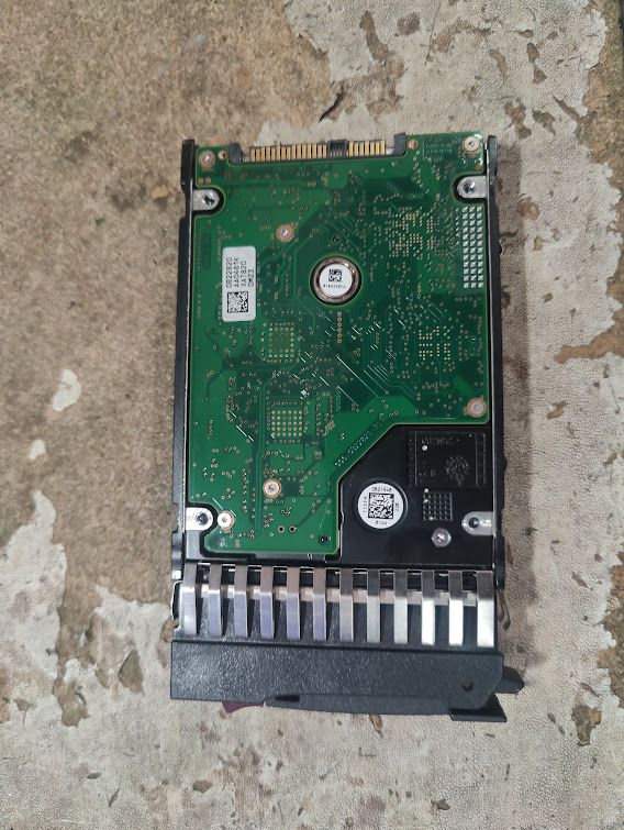 Жесткий диск Винчестер HDD 146 Gb / Гб HP DG146BAAJB 2.5" SAS № 241609101 - фото фото фото 1