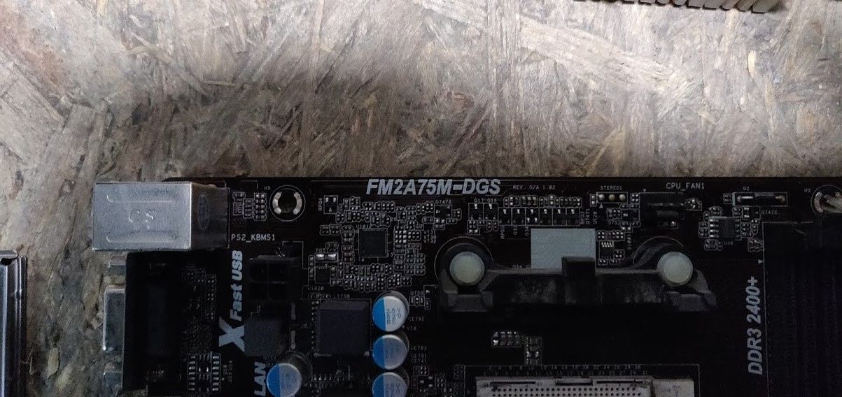 Мат.плата ASRock FM2A75M-DGS SocketFM2 AMD A75 PCI-E+Dsub+DVI+GbLAN SATA RAID MicroATX 2DDR3 №200112 - фото фото фото 1