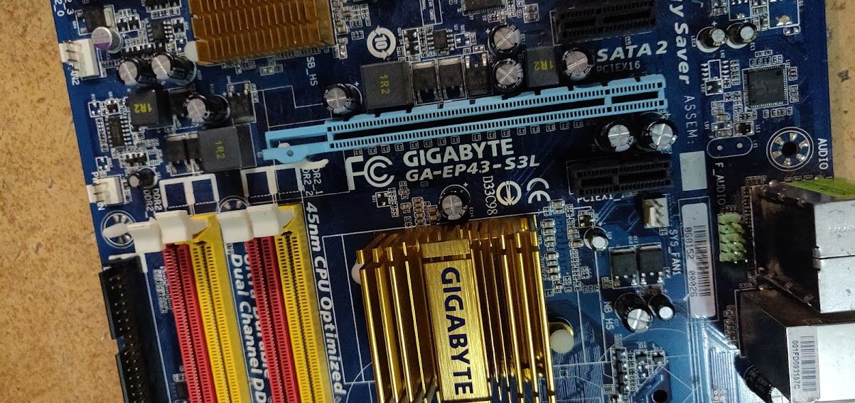 Мат. плата Gigabyte GA-EP43-S3L rev1.0 LGA775 P43 PCI-E+GbLAN SATA ATX 4DDR2 № 222309 - фото фото фото 1