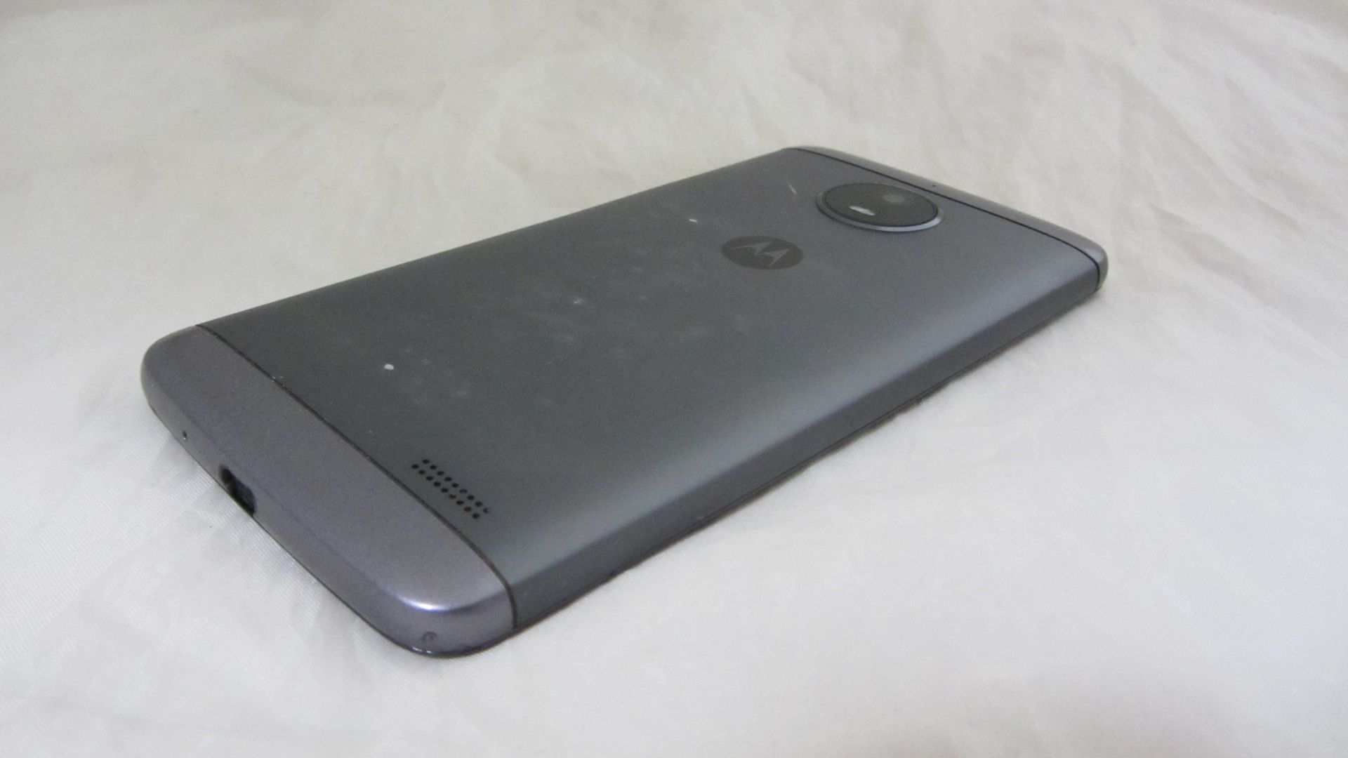Motorola Moto E    (XT1762) Gray - фото фото фото 4