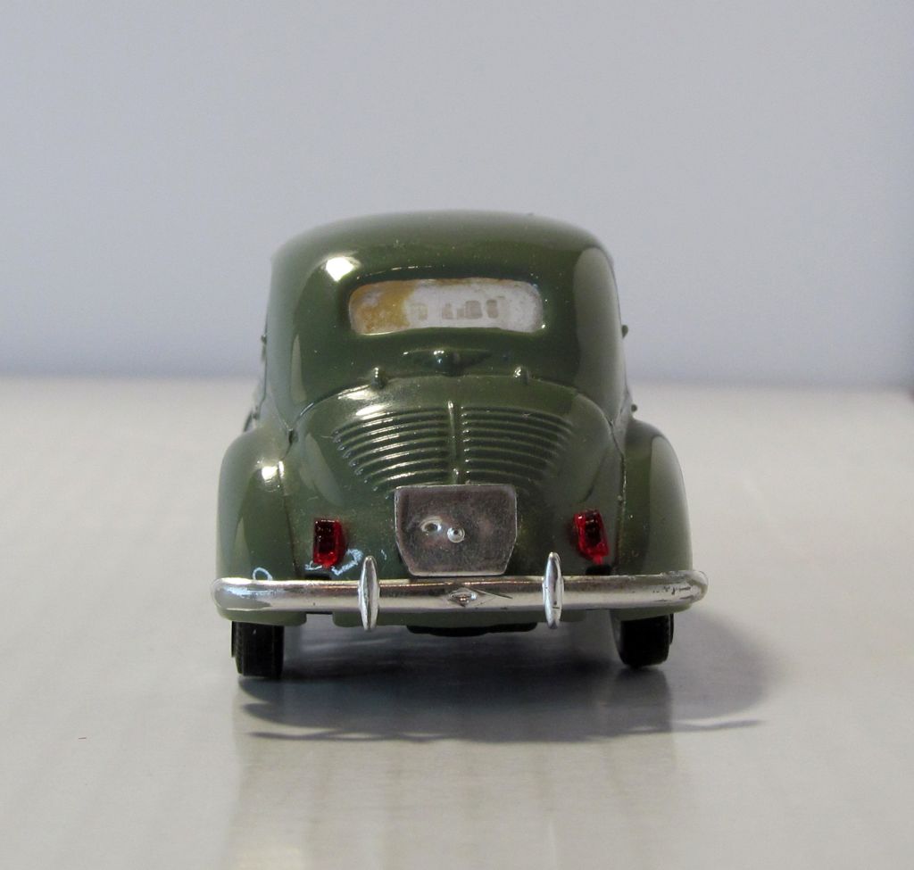 Renault 4 CV, Solido. Made in France. 1:43 . Рено 4 CV - фото фото фото 5