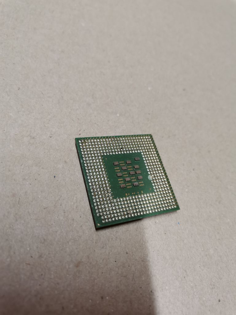 Процессор Intel celeron SL6T2 2.3ghz 128kb 400MHz - фото фото фото 2