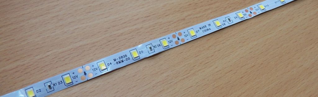 Світлодіодна стрічка 12V 60 LED2835 IP20 white - фото фото фото 1