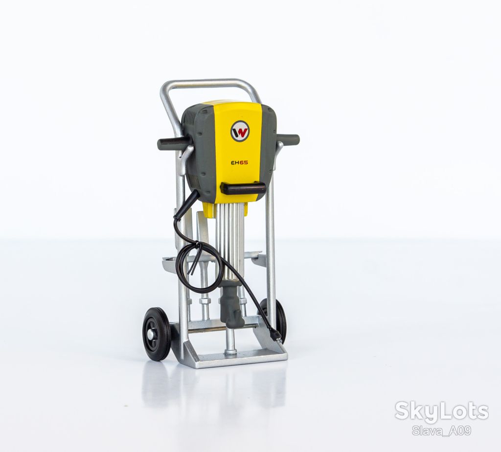 1:12 Wacker Neuson Hammer EH65, Universal Hobbies UH8082 - фото фото фото 1