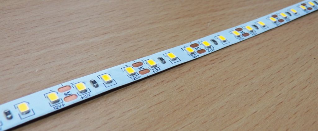 Світлодіодна стрічка 12V 120 LED2835 IP20 Warm White - фото фото фото 1